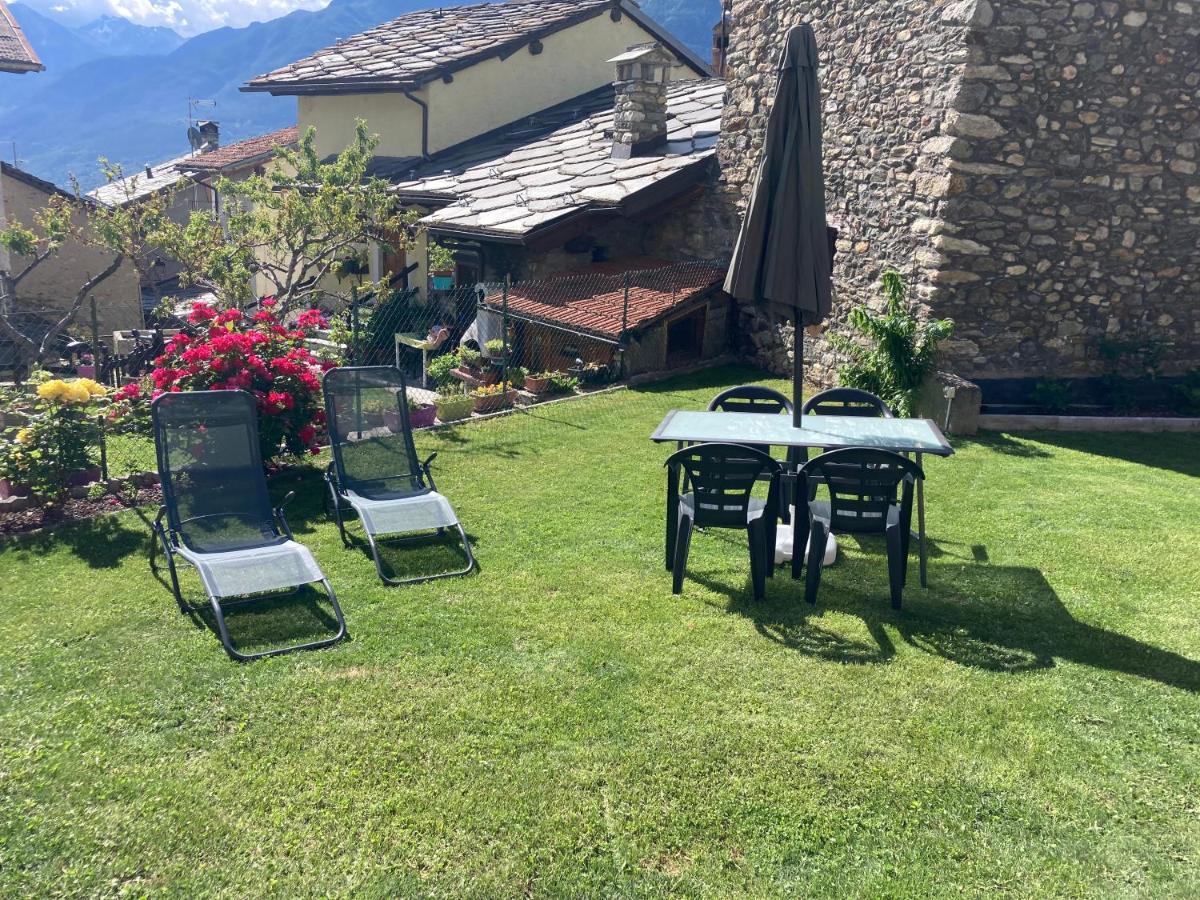 Villa Senin House Aosta Esterno foto