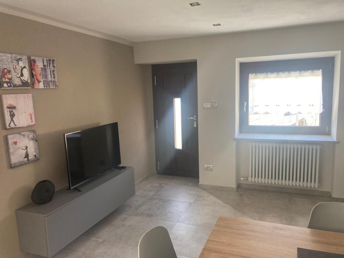 Villa Senin House Aosta Esterno foto